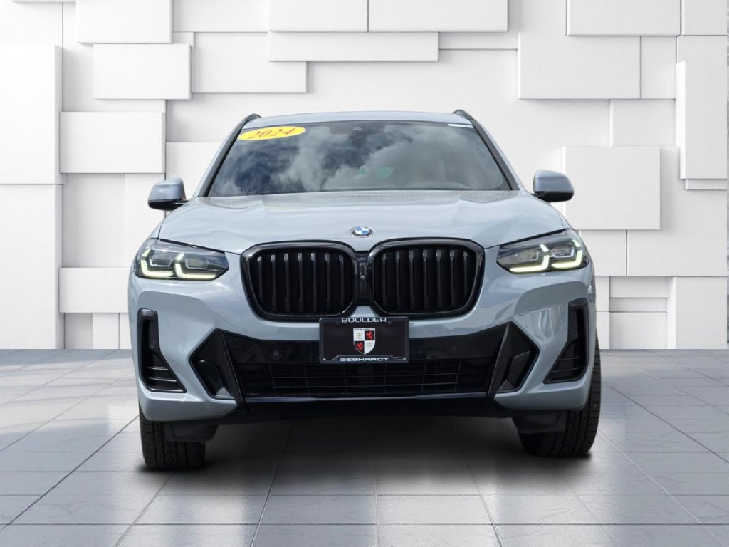 Used 2024 BMW X3 xDrive30i w/ Premium Package AWD/4WD image 2