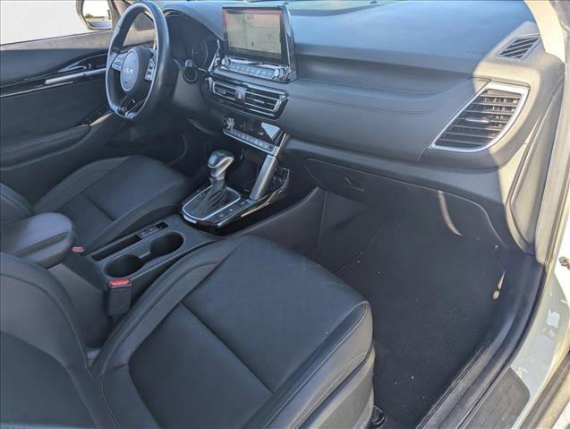 Used 2023 Kia Seltos SX image 23