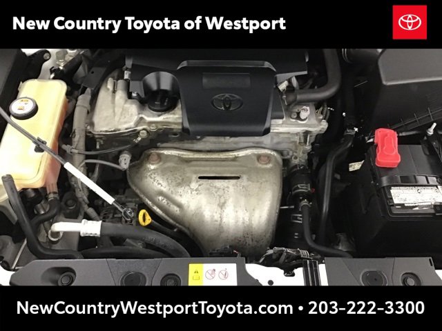 Used 2018 Toyota RAV4 SE image 22