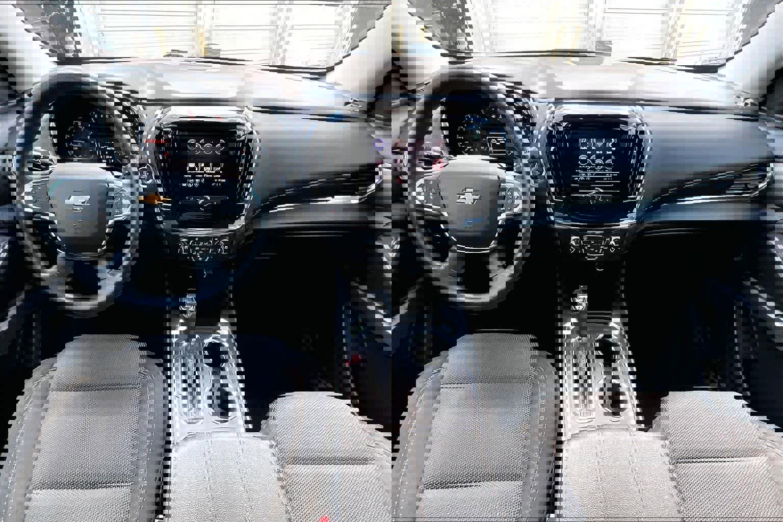 Used 2020 Chevrolet Traverse LS image 14