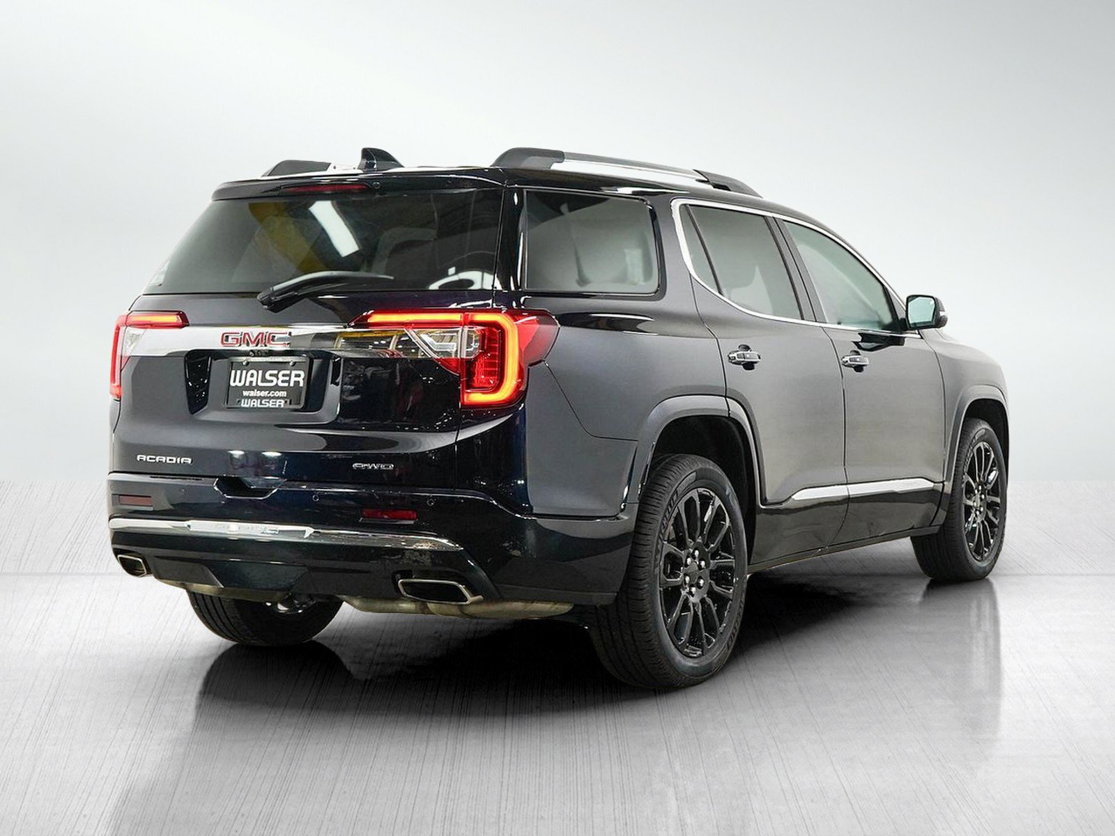 Used 2021 GMC Acadia Denali w/ Denali Ultimate Package AWD/4WD image 5