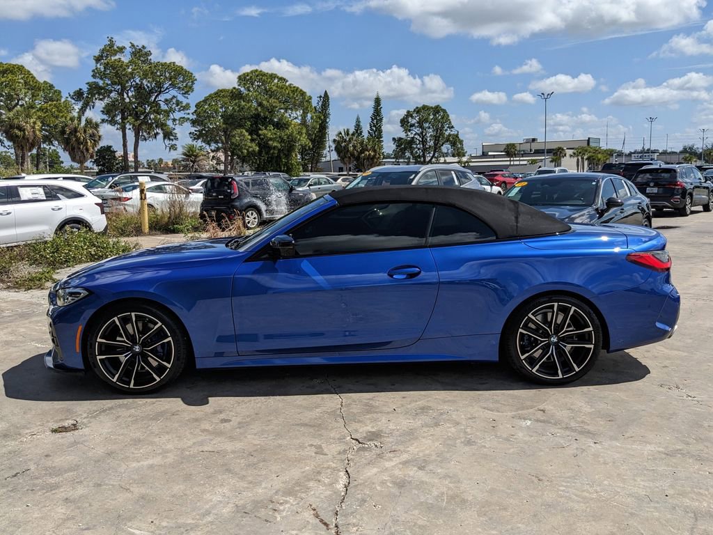 Used 2022 BMW M440i Convertible w/ Premium Package image 5