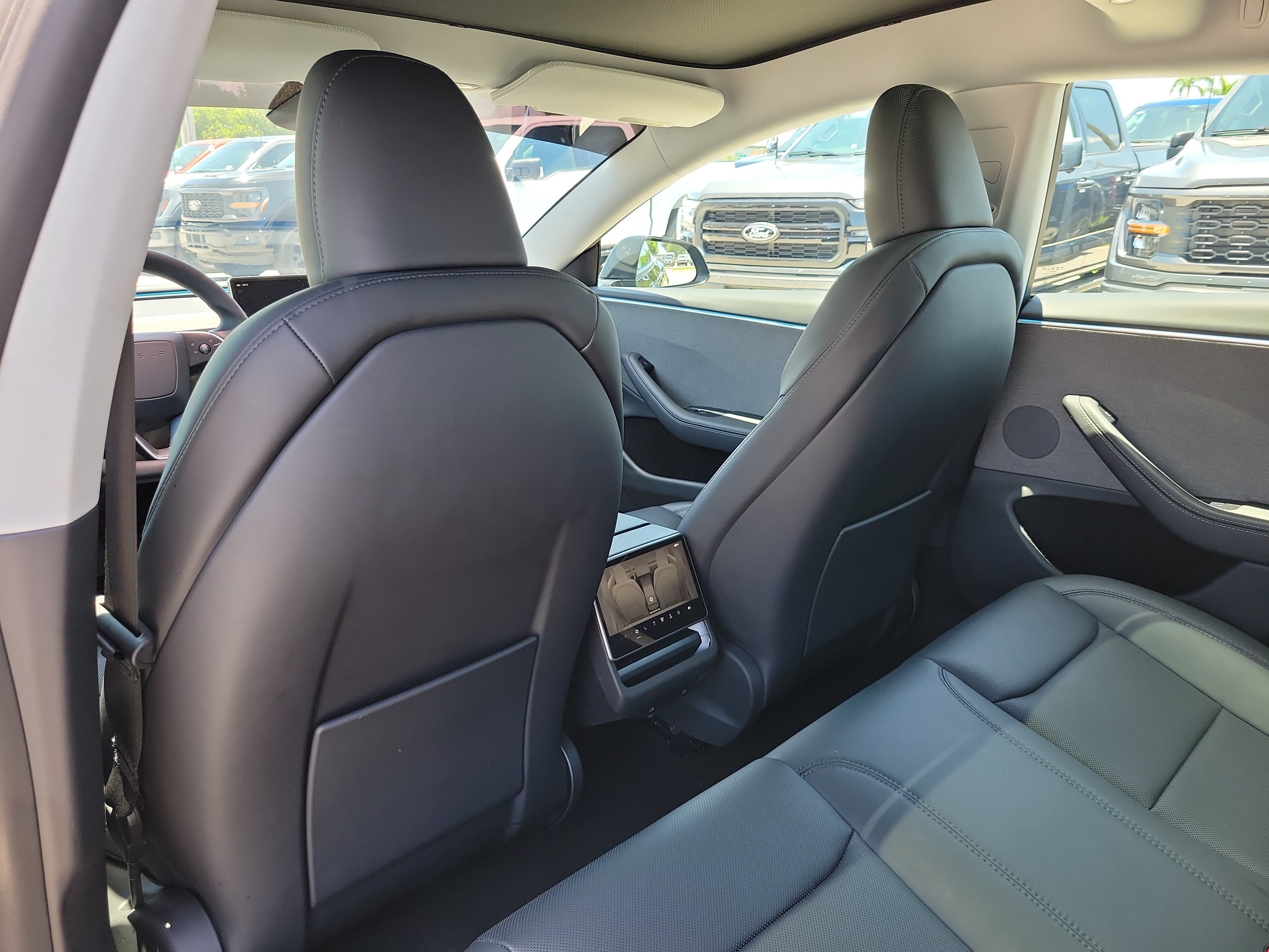 Used 2025 Tesla Model 3 Long Range RWD image 18