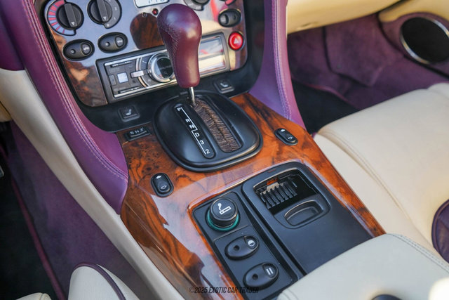 Used 1998 Aston Martin DB7 Volante image 42