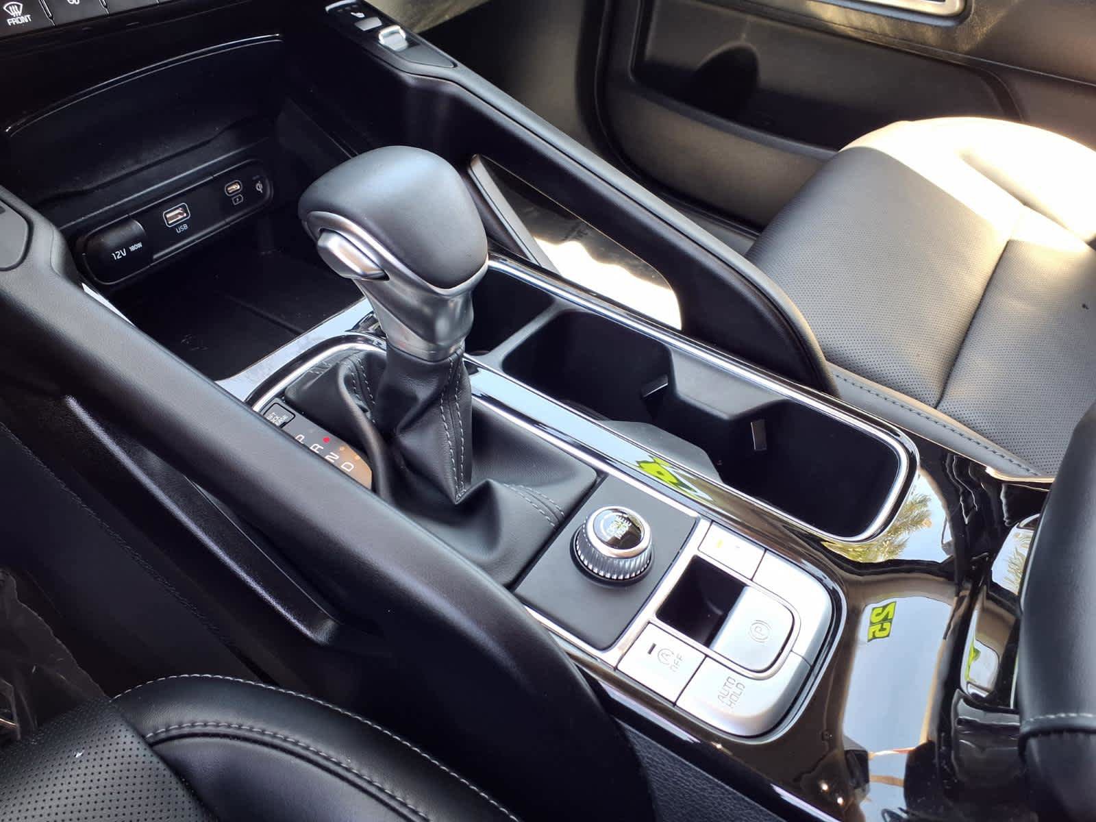Used 2025 Kia Telluride S FWD image 14