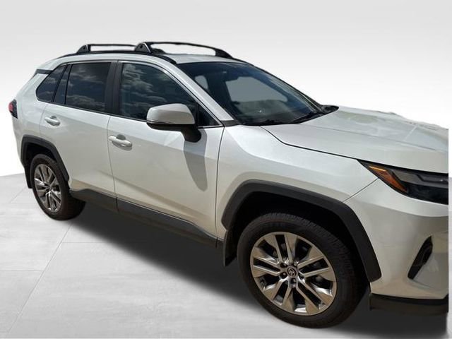 Used 2023 Toyota RAV4 XLE Premium FWD image 9