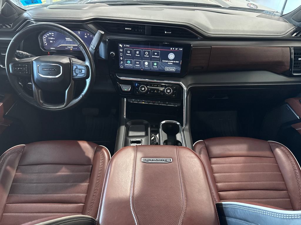 Used 2024 GMC Sierra 3500 Denali Ultimate image 12