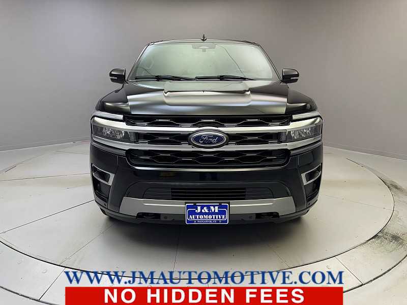 Used 2023 Ford Expedition Limited image 8