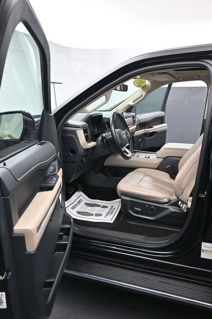 Used 2023 Ford Expedition Max Limited AWD/4WD image 15