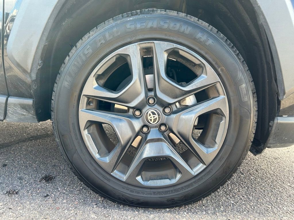 Used 2023 Toyota RAV4 Adventure image 37