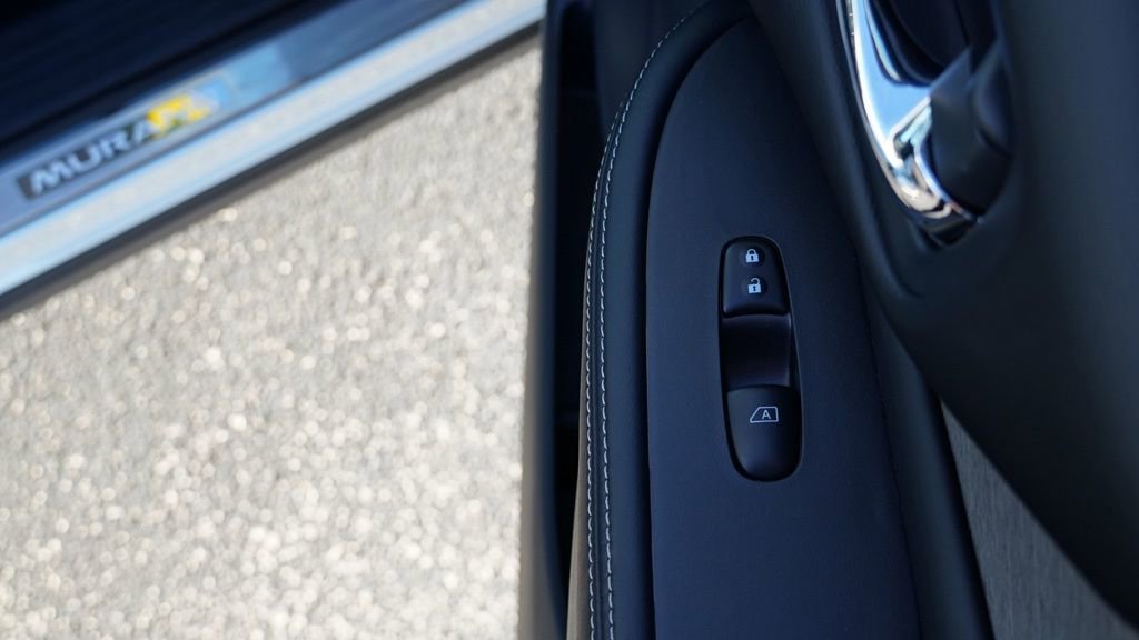 Used 2024 Nissan Murano SV w/ SV Midnight Edition Package image 26