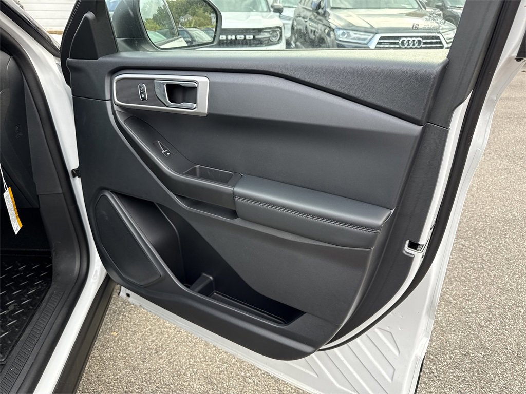 New 2025 Ford Explorer 4WD Police Interceptor image 23