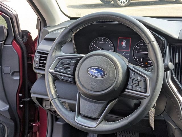 Used 2025 Subaru Outback Premium AWD/4WD image 17