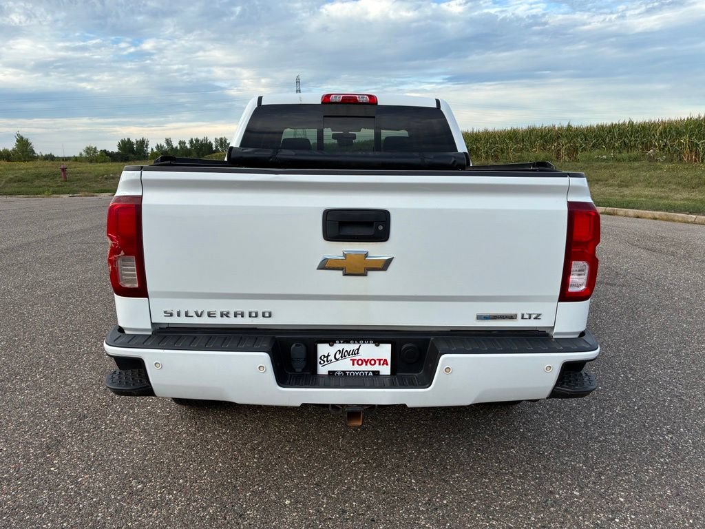 Used 2017 Chevrolet Silverado 1500 LTZ Z71 w/ LTZ Plus Package AWD/4WD image 7