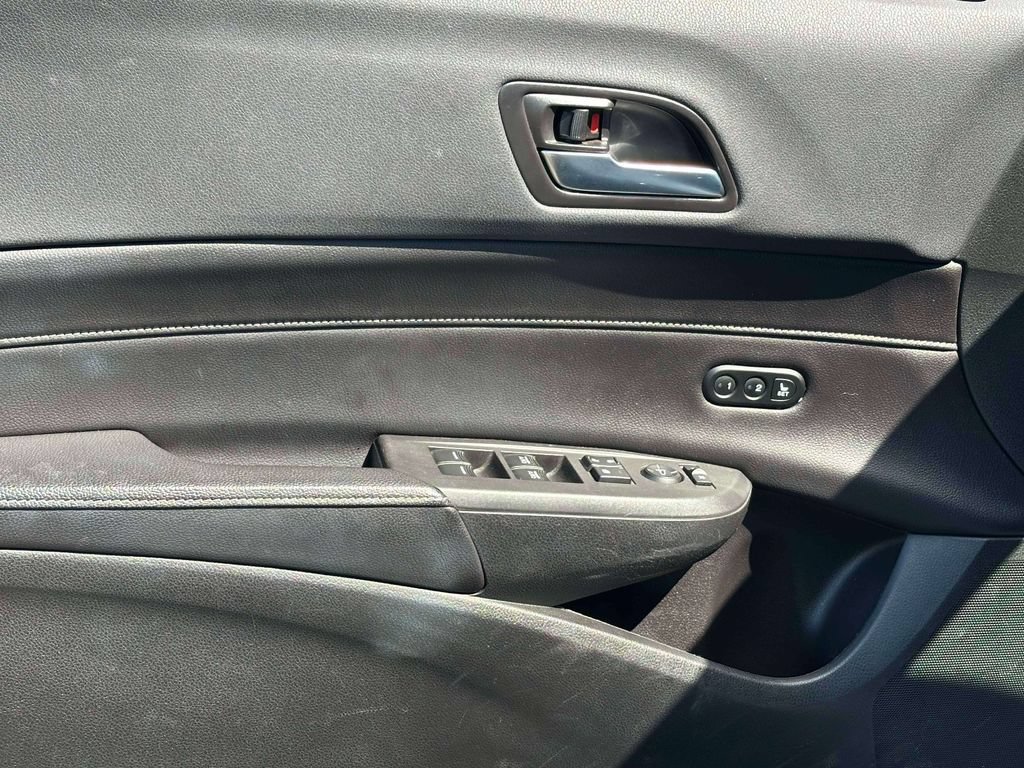 Used 2020 Acura ILX w/ Premium Package FWD image 17