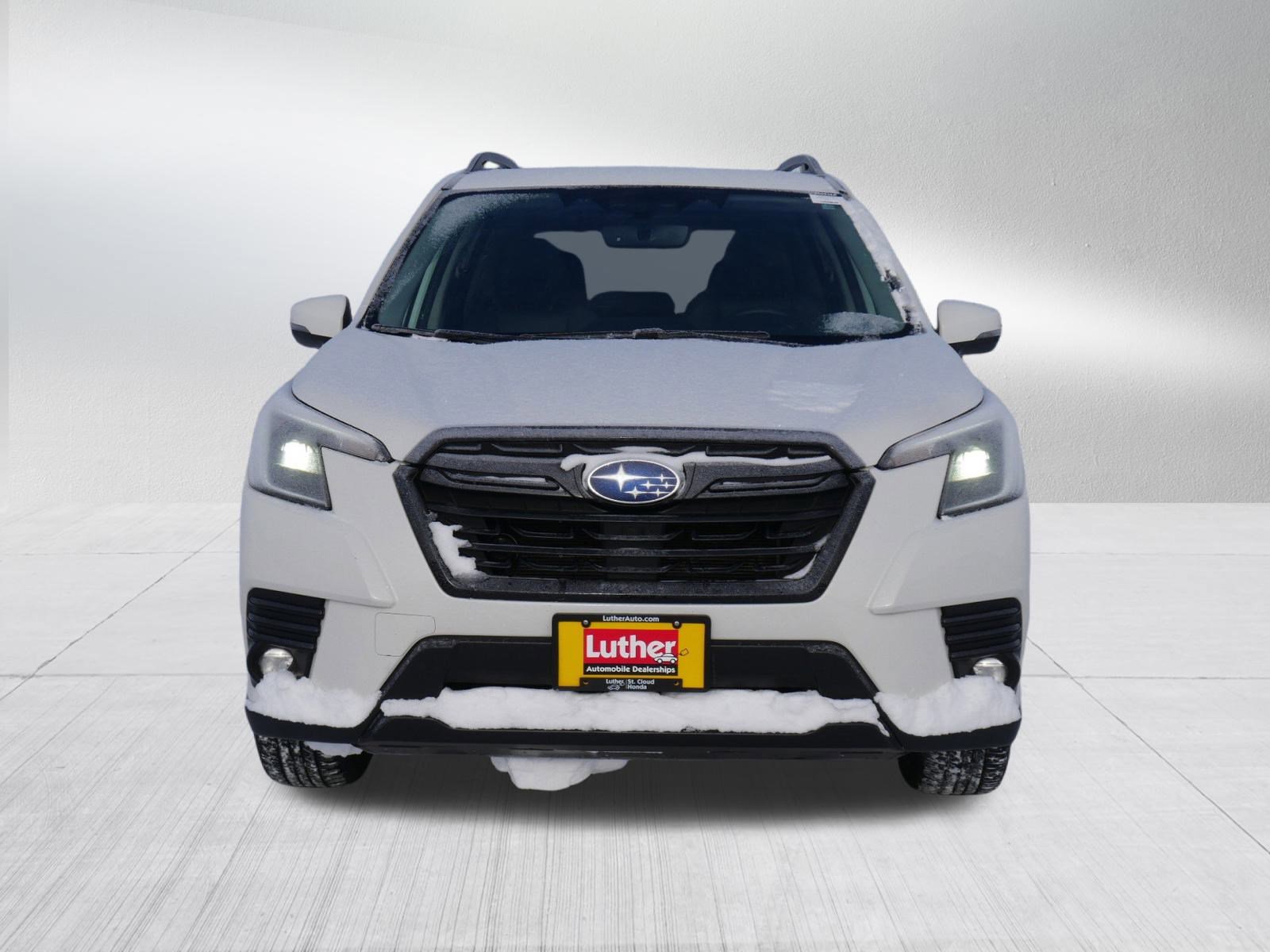 Used 2024 Subaru Forester Limited image 2