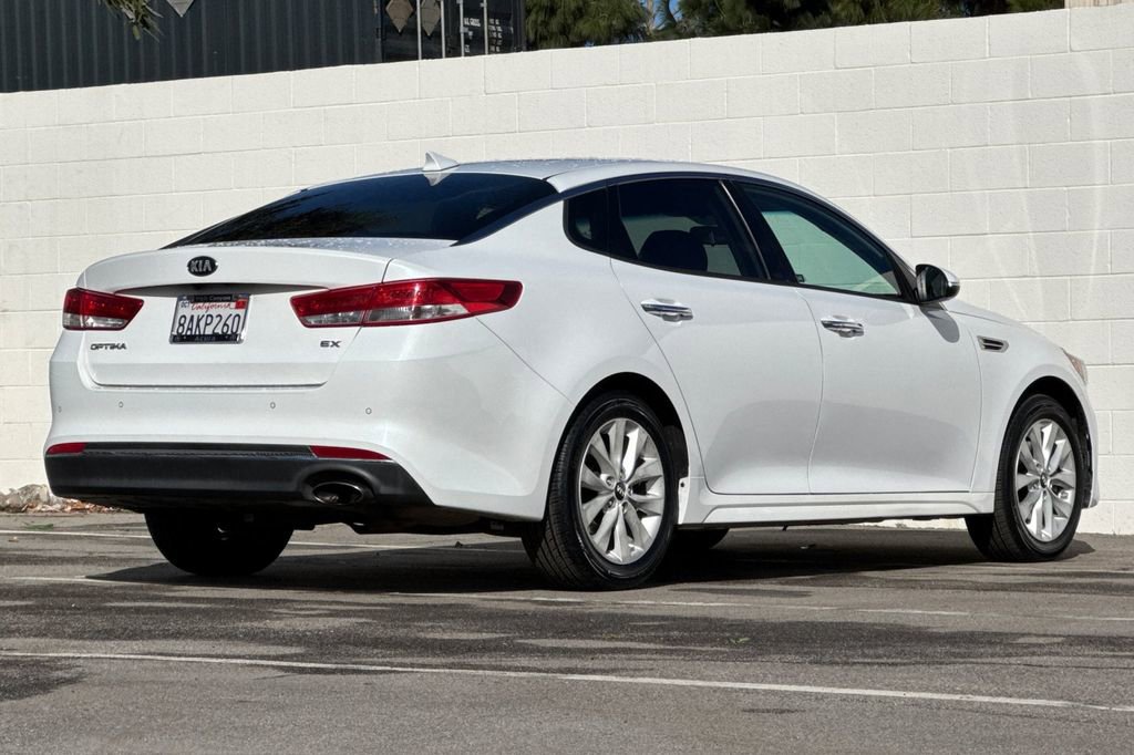 Used 2018 Kia Optima EX image 7