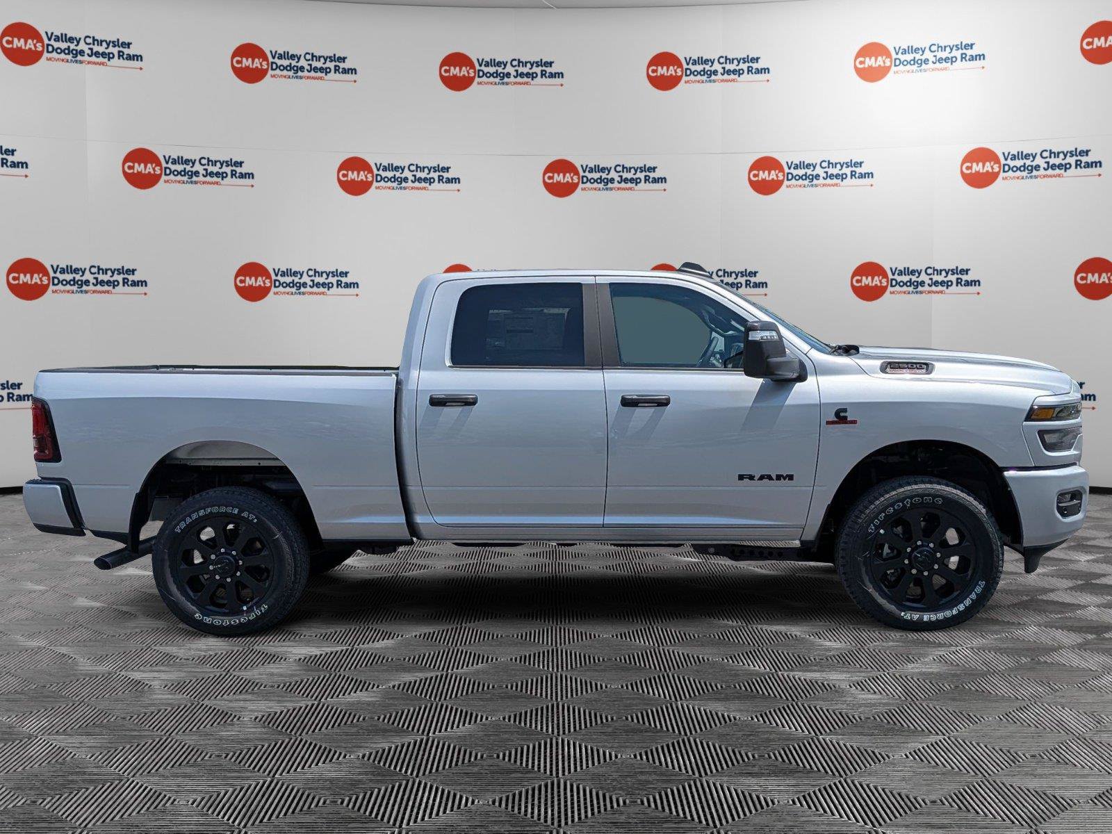 New 2026 RAM 2500 Big Horn AWD/4WD image 4