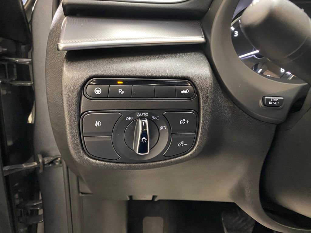 Used 2023 INFINITI QX55 Luxe w/ Cargo Package image 30