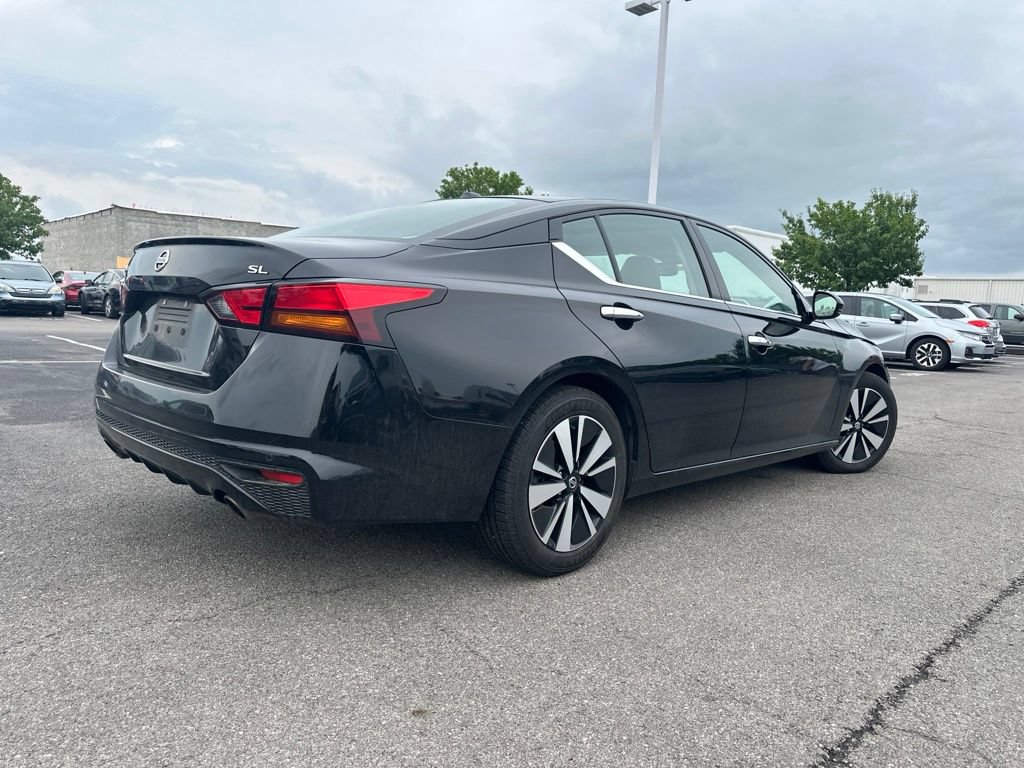 Used 2019 Nissan Altima 2.5 SL FWD image 11