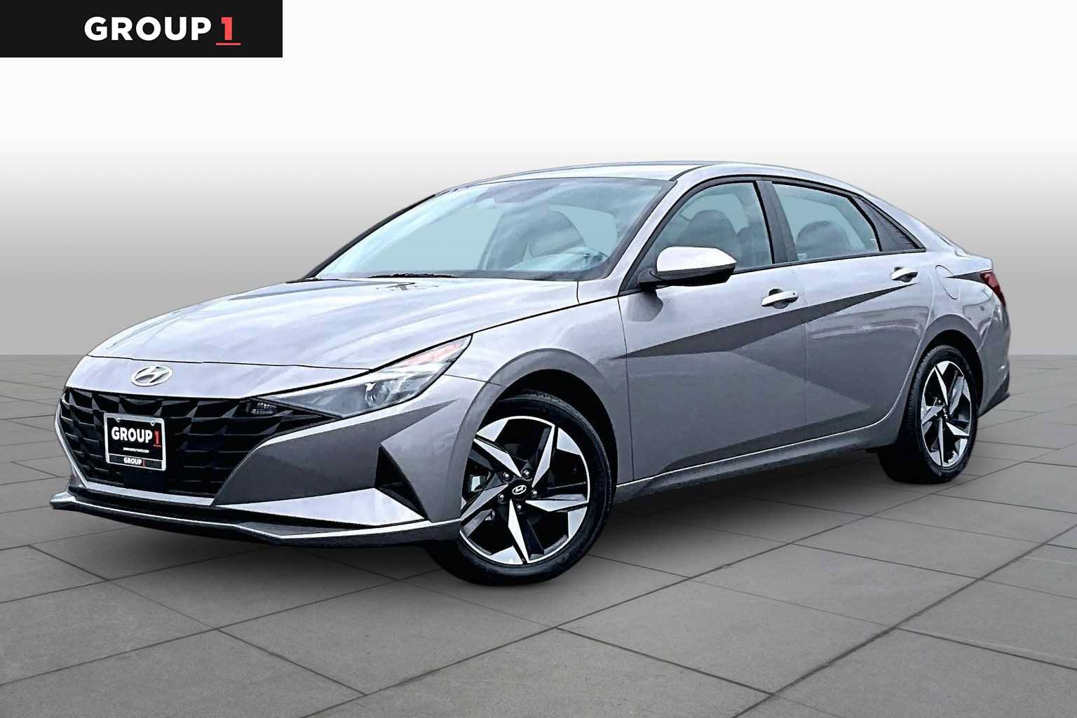 Used 2023 Hyundai Elantra SEL w/ Convenience Package