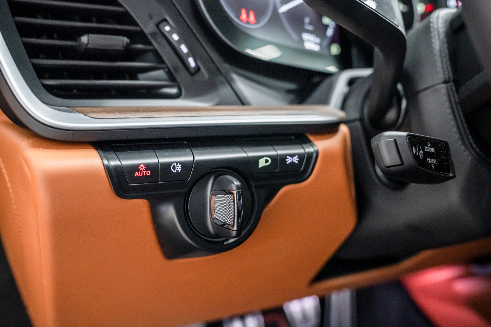 Used 2023 Porsche 911 Sport Classic image 29