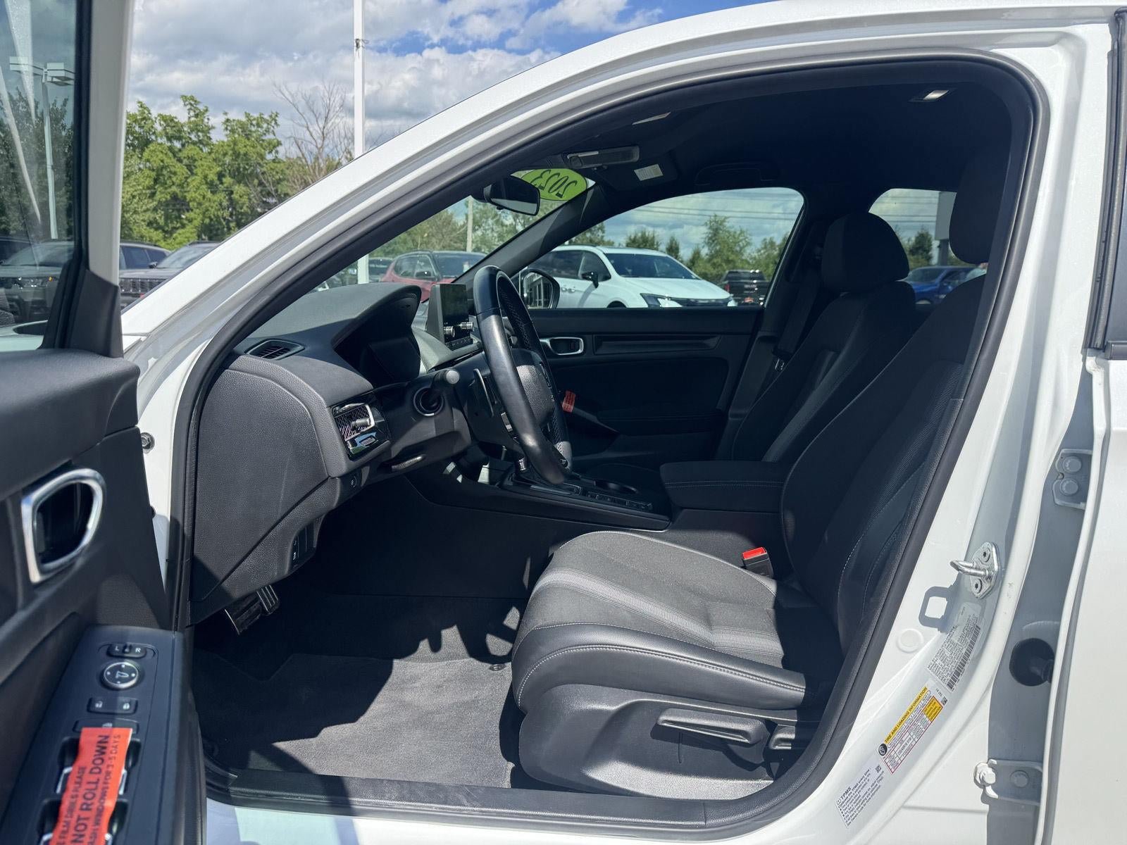 Used 2023 Honda Civic Sport image 23