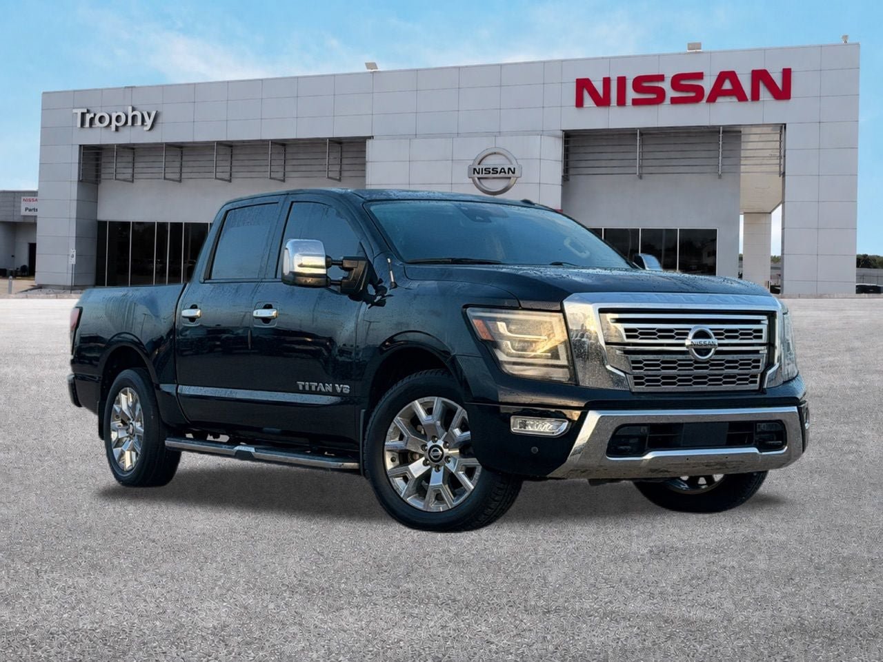Used 2020 Nissan Titan SL w/ Moonroof Package