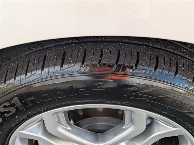 Used 2016 Ford Edge Titanium w/ Equipment Group 301A image 11