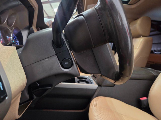 Used 2014 Ford F250 Lariat w/ Lariat Ultimate Package AWD/4WD image 43