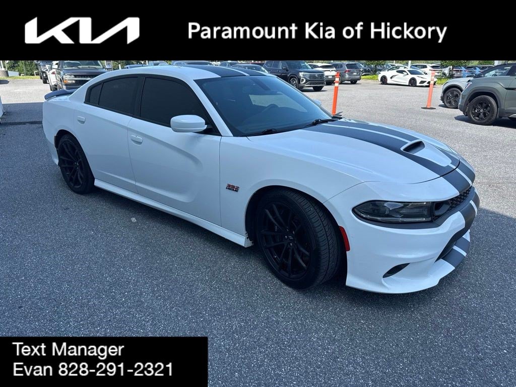 Used 2020 Dodge Charger Scat Pack w/ Dynamics Package RWD image 3