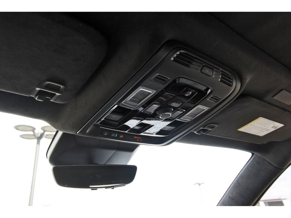 New 2026 Cadillac Escalade ESV Platinum Sport w/ LPO, ONYX Package image 22