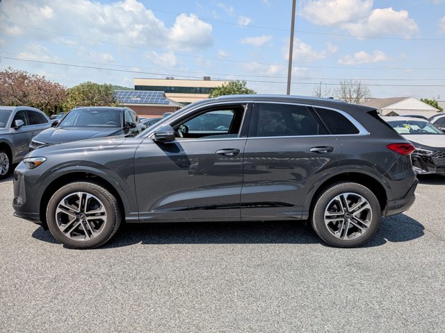 Certified 2025 Audi Q5 Premium w/ Convenience Package AWD/4WD image 7