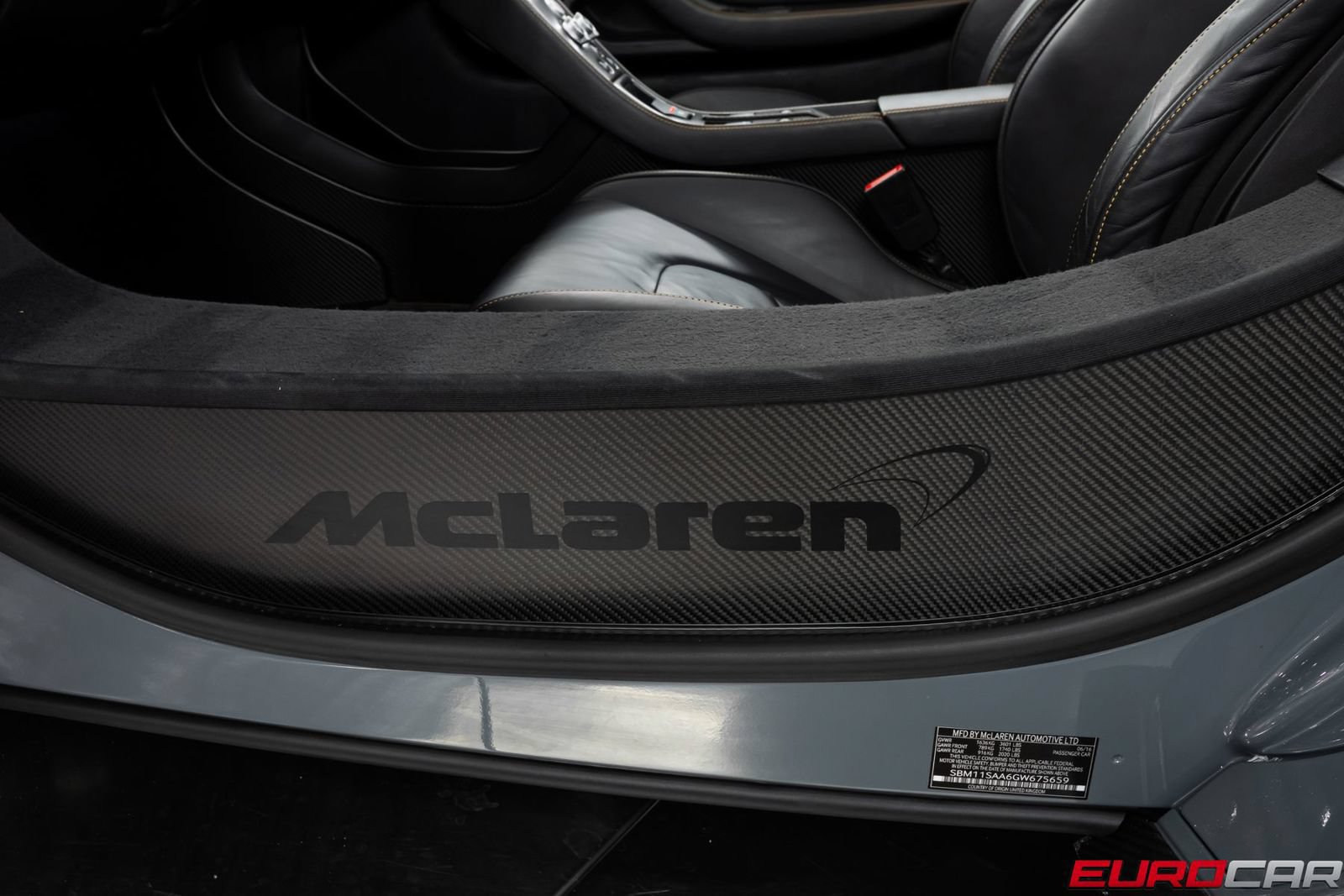 Used 2016 McLaren 675LT Spider RWD image 49