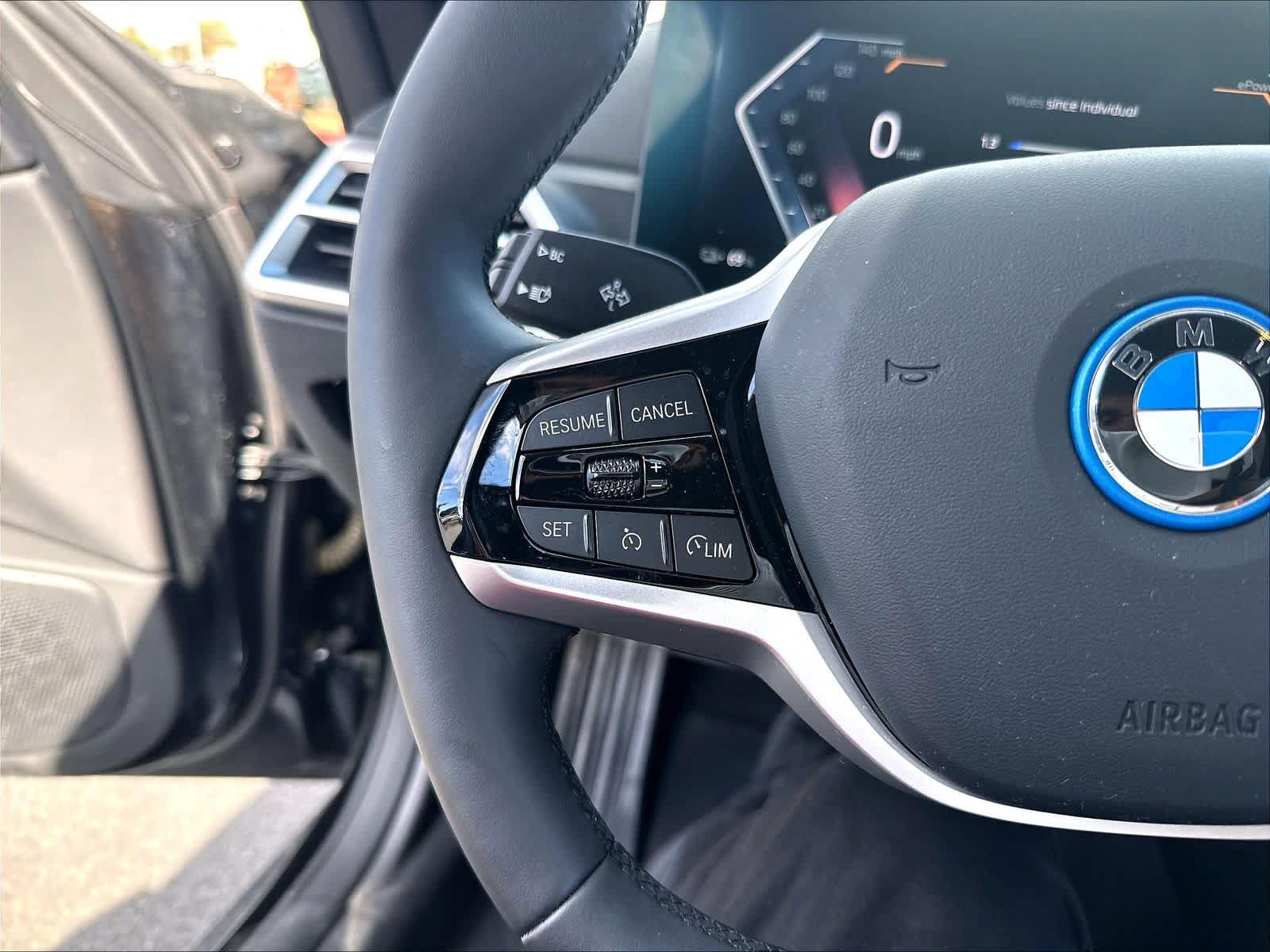 Used 2025 BMW i4 eDrive40 w/ Premium Package RWD image 14