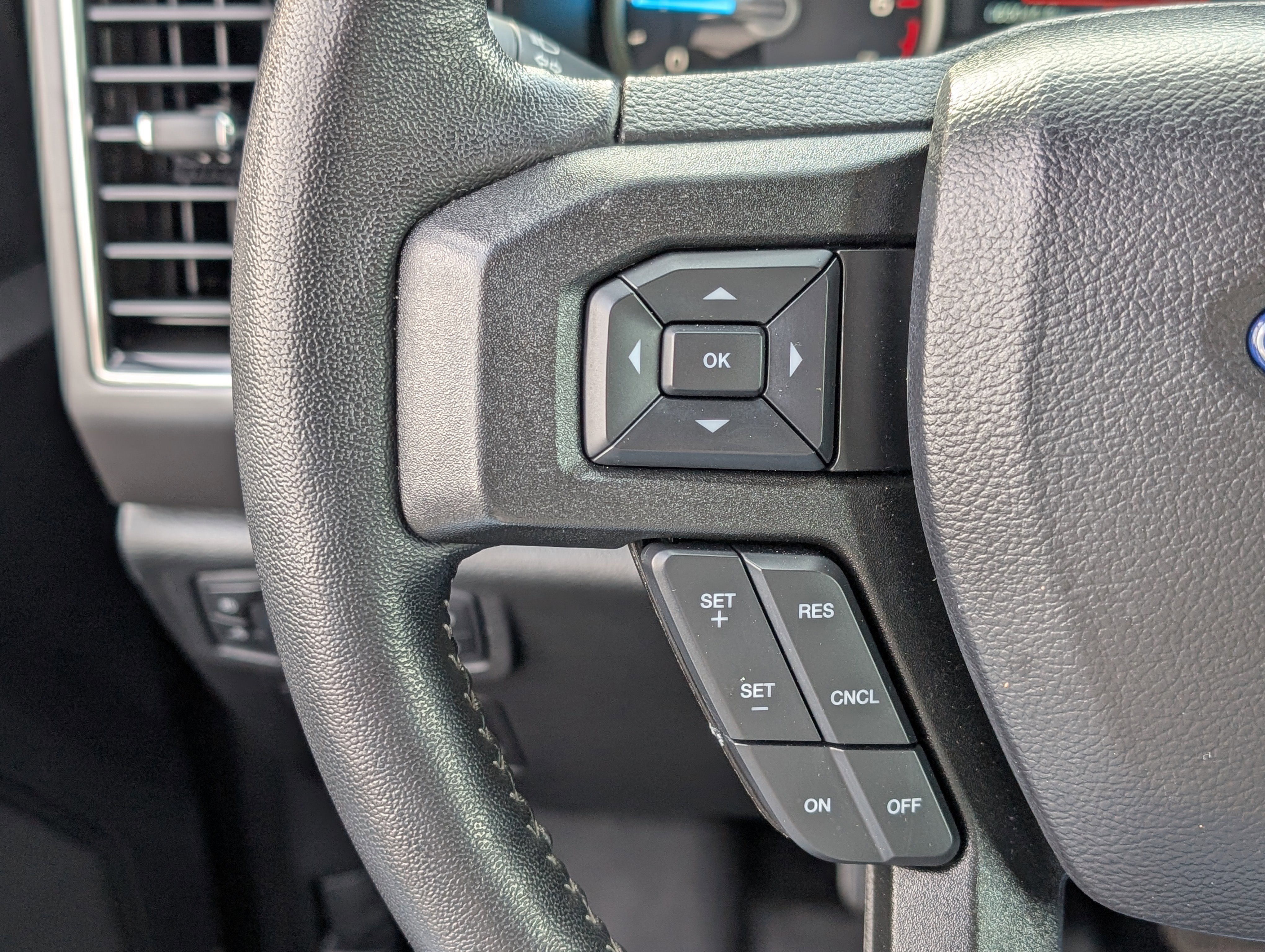 Certified 2020 Ford F150 XLT w/ Equipment Group 302A Luxury image 21