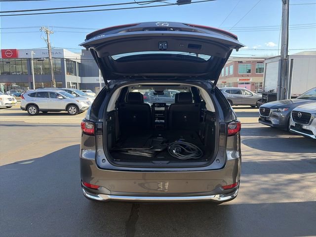 Used 2024 MAZDA CX-90 Plug-In Hybrid w/ Premium Pkg AWD/4WD image 23
