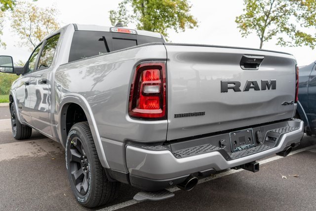 New 2026 RAM 1500 4x4 Crew Cab image 7