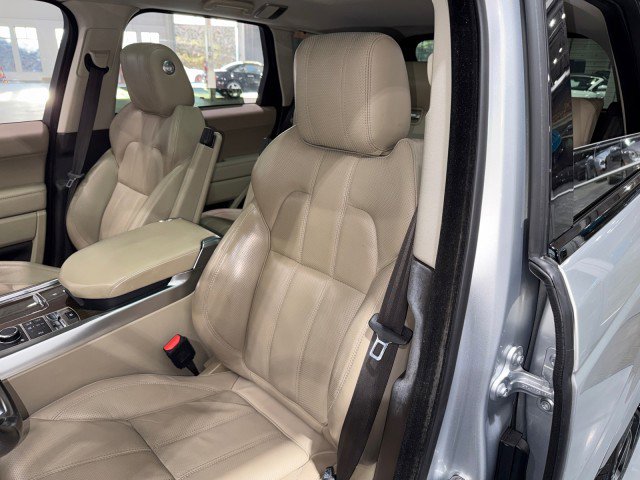 Used 2016 Land Rover Range Rover Sport HSE image 48