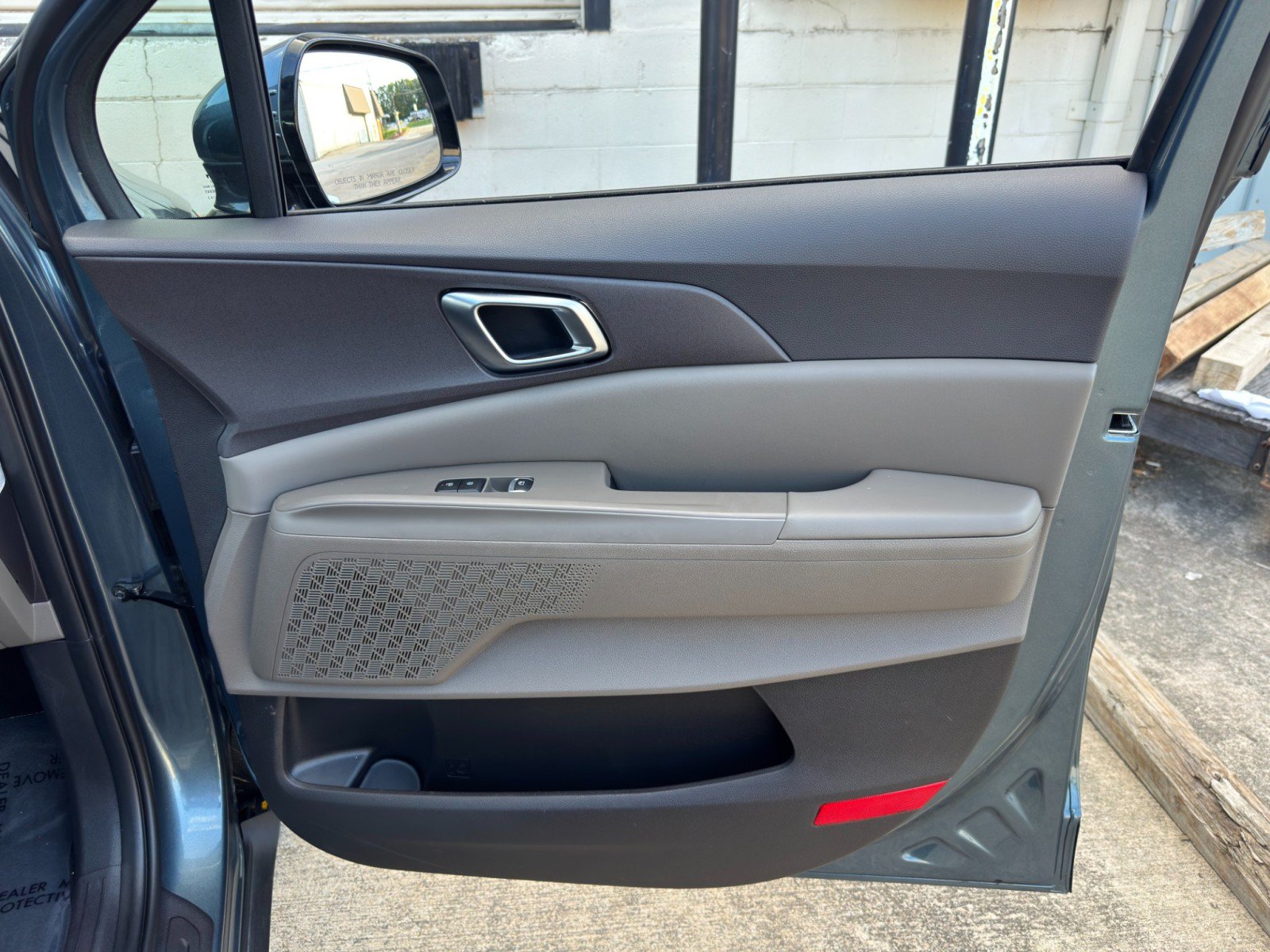 Used 2025 Kia Carnival SX FWD image 53