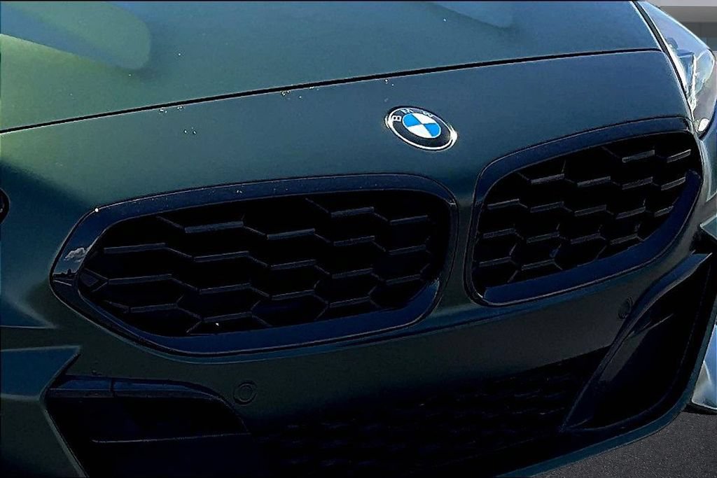 Used 2025 BMW Z4 M40i w/ Edition RWD image 29