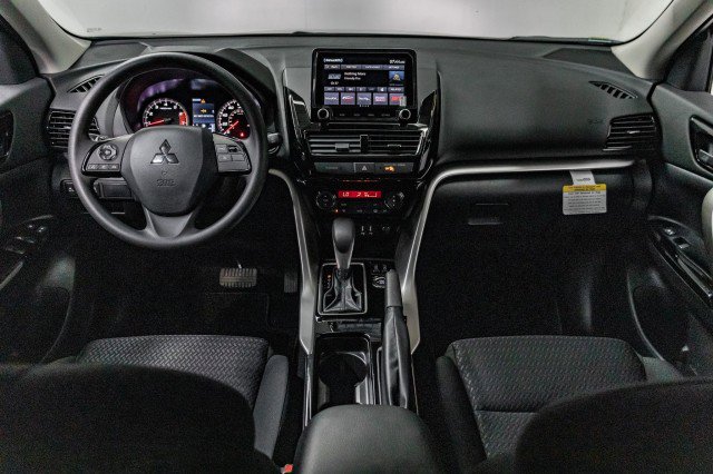 New 2025 Mitsubishi Eclipse Cross LE image 20