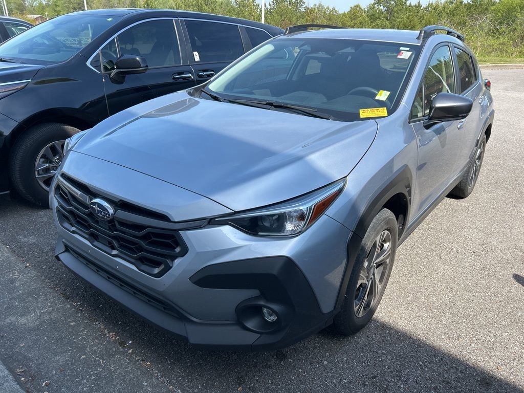 Used 2024 Subaru Crosstrek 2.0i Premium AWD/4WD image 2