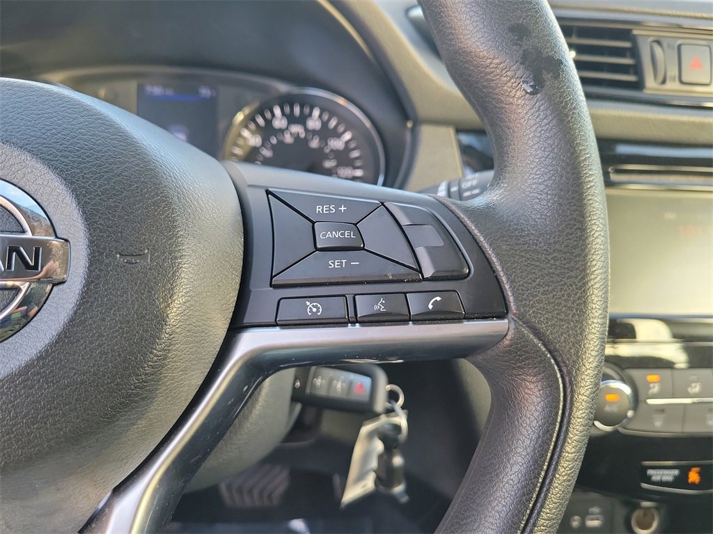 Certified 2020 Nissan Rogue S image 20