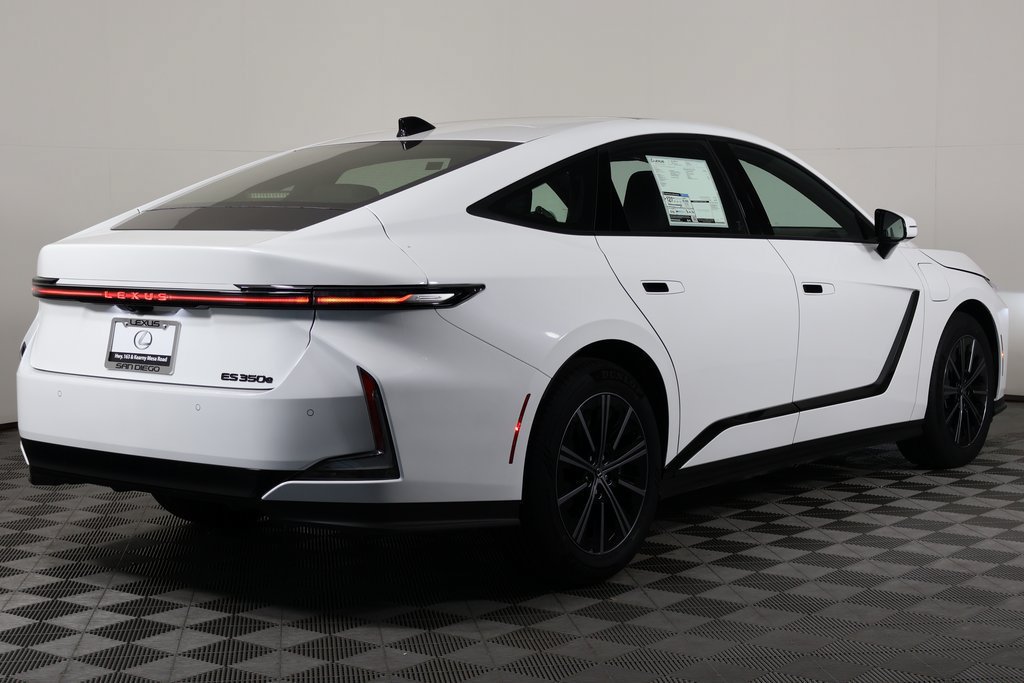 New 2026 Lexus ES 350e w/ Convenience Package FWD image 2