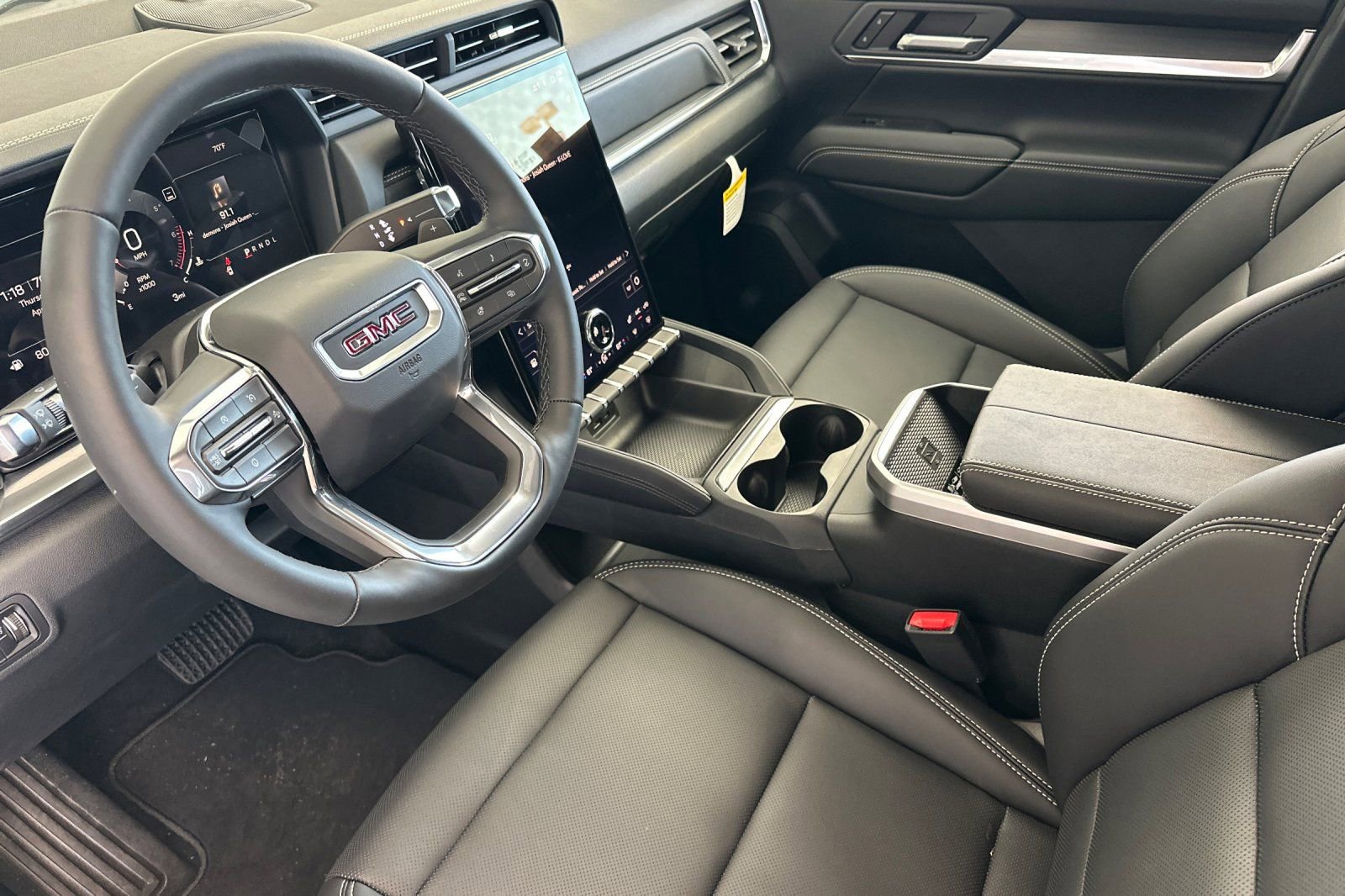 New 2026 GMC Terrain Elevation w/ Elevation Premium Package image 11