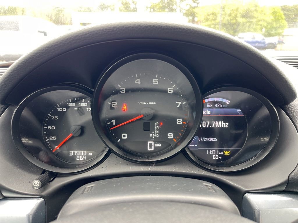 Used 2014 Porsche Cayman image 10