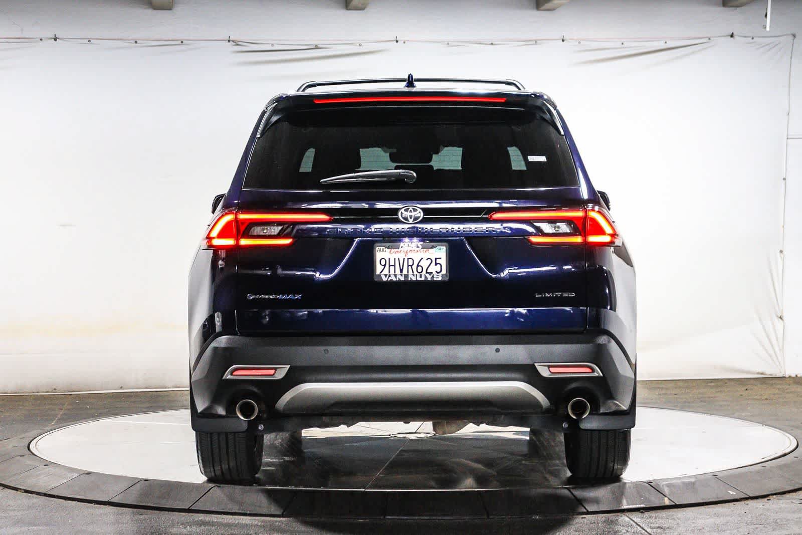 Certified 2024 Toyota Grand Highlander AWD Hybrid image 4