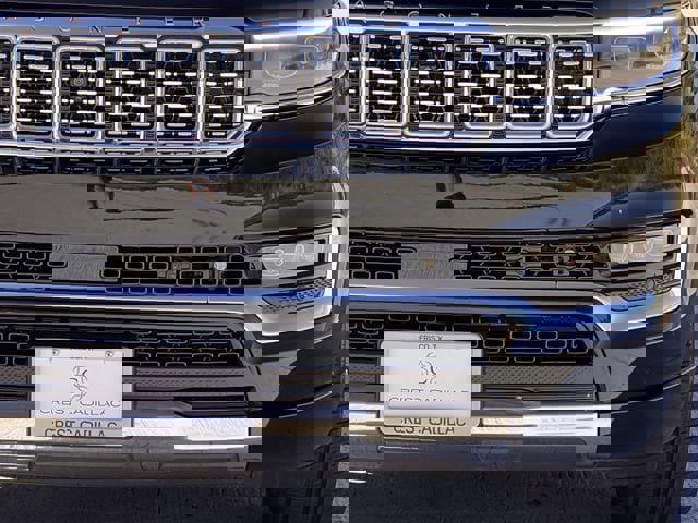 Used 2024 Jeep Grand Wagoneer Series III image 10