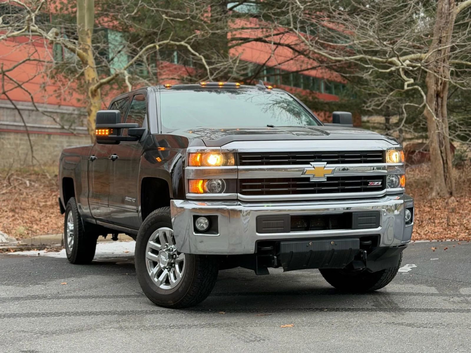 Used 2015 Chevrolet Silverado 3500 LT w/ LT Convenience Package AWD/4WD image 2